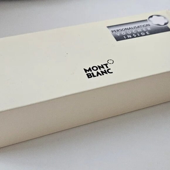 New Montblanc Starwalker Platinum Coated Black Precious Resin Ballpoint Pen - Picture 4 of 4